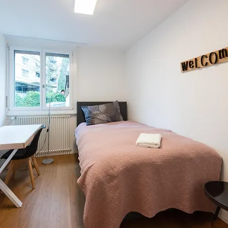 홈스테이 Moebliertes 베른