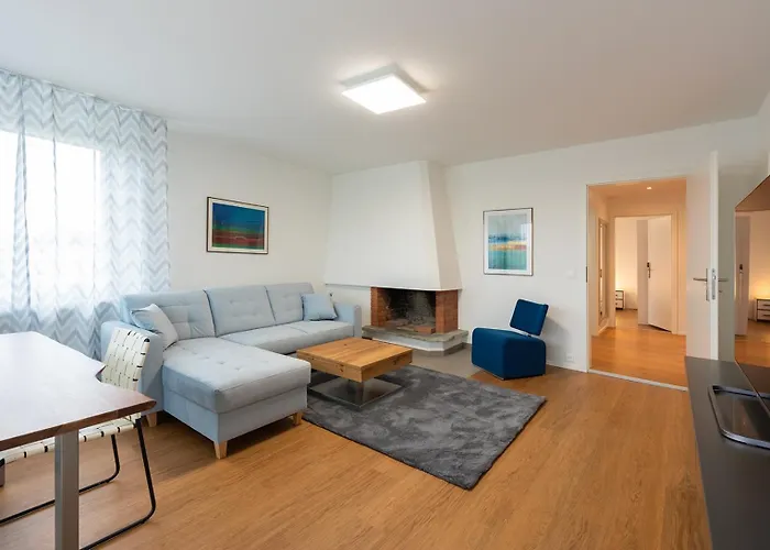 Moebliertes Privat bolig