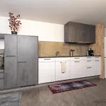 Wg Lindenrain Проживание в семье Берн