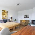 Проживание в семье Wg Lindenrain Берн