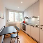 Проживание в семье Wg Lindenrain Берн
